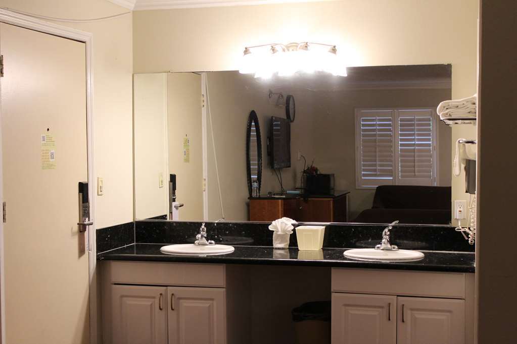 Garden Inn San Gabriel Room photo